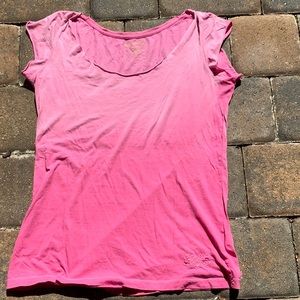 TRUE RELIGION DISTRESSED PINK OMBRÉ T-SHIRT, SIZE MEDIUM